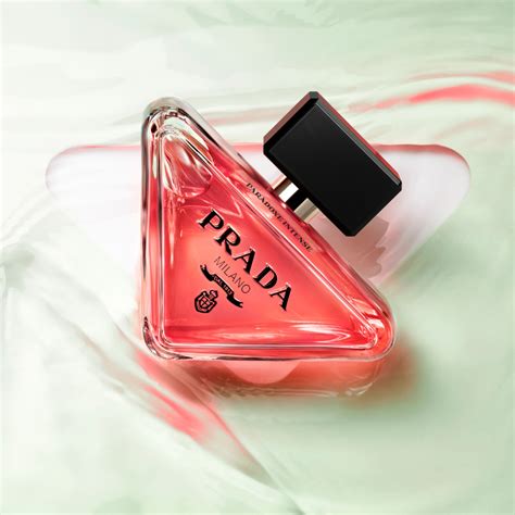 prada paradoxe intense yorum